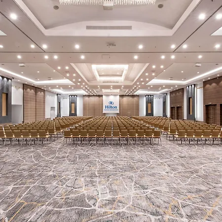 Отель Hilton Diagonal Mar 4*