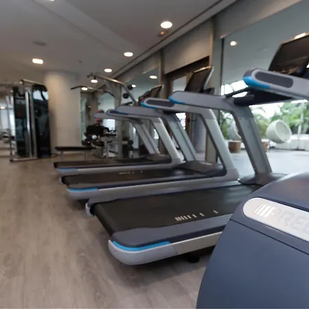 Hilton Diagonal Mar 4*