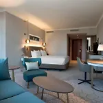 מלון Hilton Diagonal Mar 4*