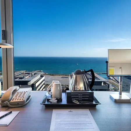 מלון Hilton Diagonal Mar