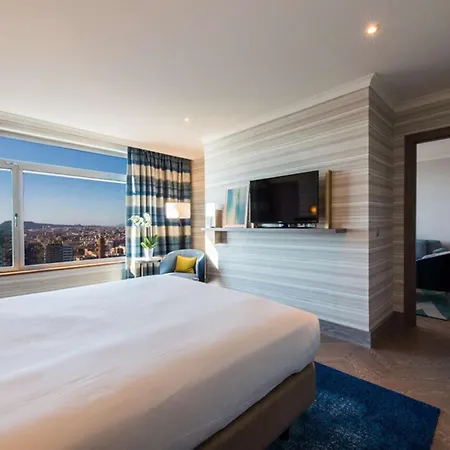 Hilton Diagonal Mar מלון