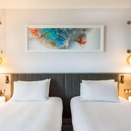 Hilton Diagonal Mar מלון 4*