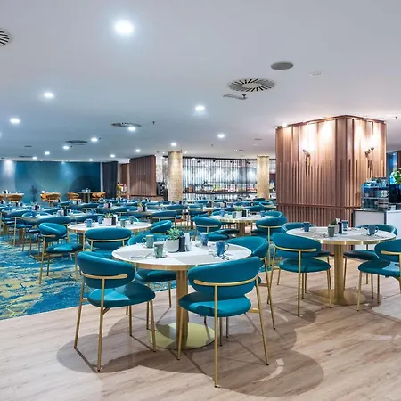 Hilton Diagonal Mar מלון 4*