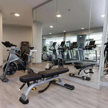 מלון Hilton Diagonal Mar