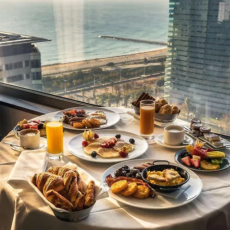 Hilton Diagonal Mar ברצלונה