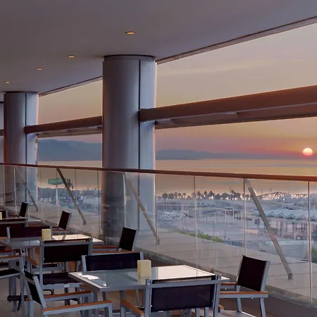 Hilton Diagonal Mar 4*