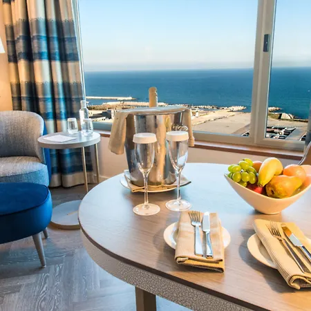 Hilton Diagonal Mar מלון ברצלונה