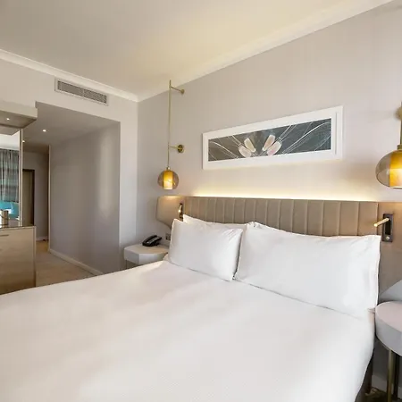 Hilton Diagonal Mar Hotel 4*
