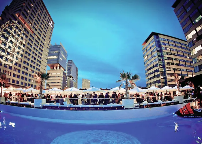 希尔顿巴塞罗那对角线三月酒店 巴塞罗那