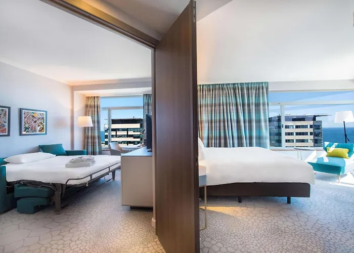 酒店 希尔顿巴塞罗那对角线三月酒店 4*