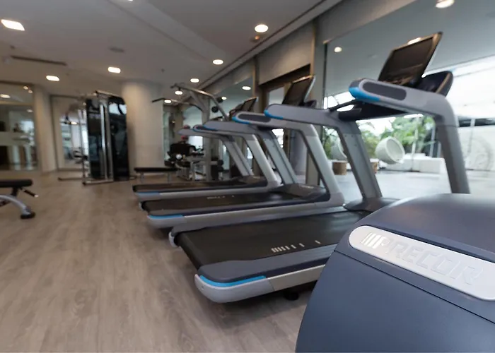 希尔顿巴塞罗那对角线三月酒店 4*