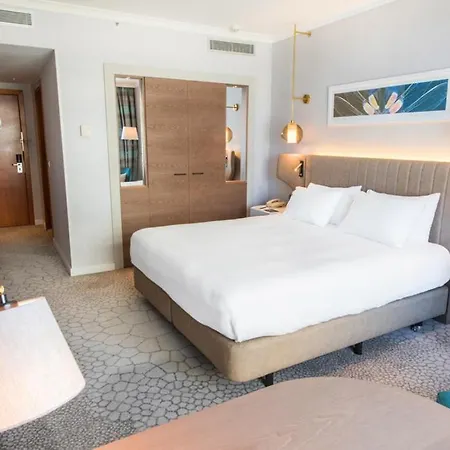 Hotel Hilton Diagonal Mar 4*