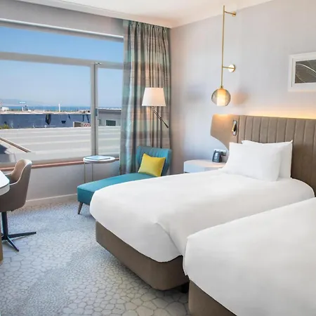 ヒルトン ディアゴナル マル 4* バルセロナ