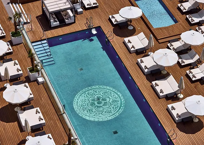 ヒルトン ディアゴナル マル ホテル